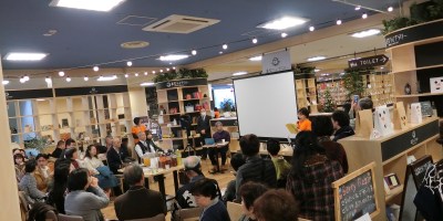 楽しく写真整理についておしゃべり！05まちライブラリー千歳タウンプラザ２周年イベント参加＿写真整理アドバイザーフォトカスPHOTOKAS