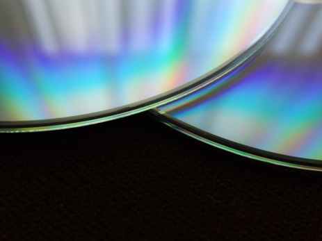 close up photo of disc