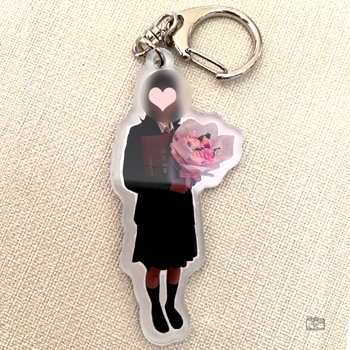 アクリルフォトグッズ作成お好きな写真一枚で成人式七五三ペット記念日スマホプリント写真でも台座付きアクリルフォトスタンドや反射板付きキーホルダー_写真整理アドバイザーPHOTOKASフォトカス2